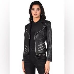 💎Frank Lyman Black colored motto jacket trimmed with